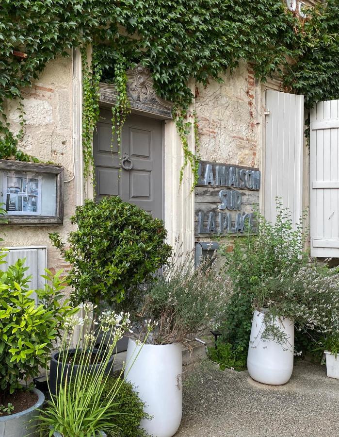 La Maison Sur La Place Penne-d'Agenais Экстерьер фото