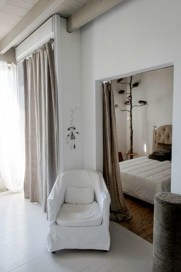 La Maison Sur La Place Penne-d'Agenais Экстерьер фото