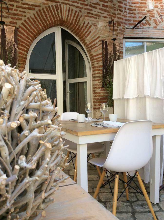 La Maison Sur La Place Penne-d'Agenais Экстерьер фото